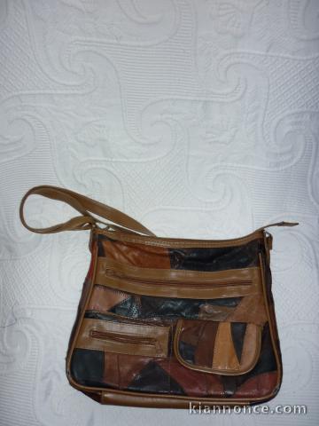 SACS A MAINS/ACCESSOIRE