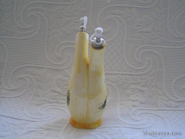 HUILIER/VINAIGRIER/DECORATION