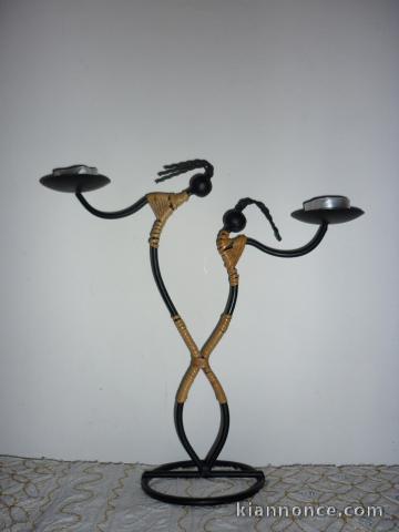 BOUGEOIR EN FER FORGE