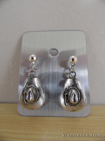  Boucles d’oreilles clou chapeau de cowboy 