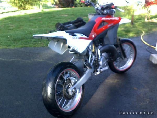 Motos Husqvarna 125 année 2007