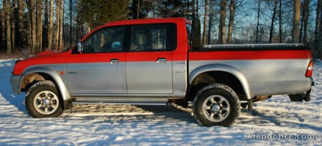 Mitsubishi L200 2.5 L turbo.