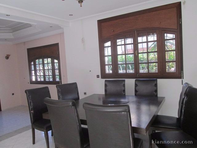 Villa usage bureau en location à Hay Riad