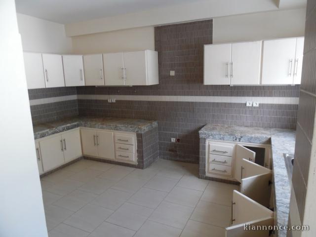 villa en location à bir kacem Souissi