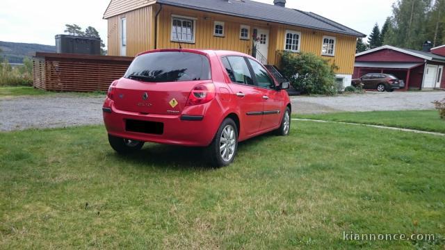 RENAULT CLIO - III 1.5 DCI 85 DYNAMIQUE 5P