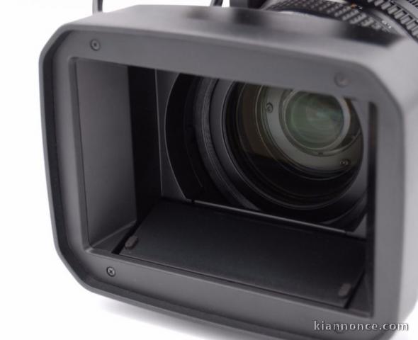 SONY HVR-Z7E ETAT NEUF! + ENREGISTREUR HVR-MRC1