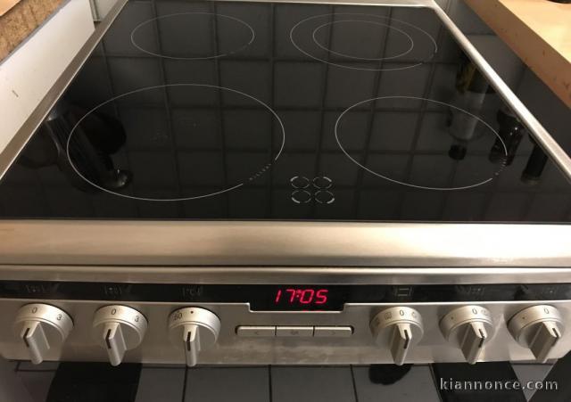 Cuisinière vitrocéramique THOMSON