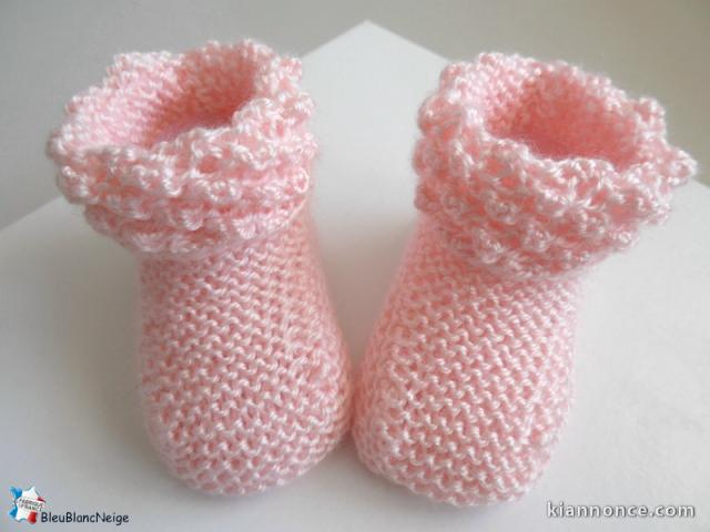 Tricot layette bb fait main chaussons