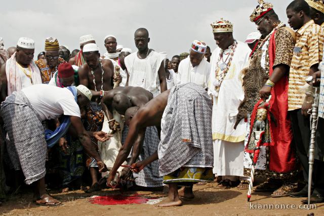 JE CHERCHE UN MARABOUT HONNETE ET SERIEUX TEL :+229 67985056