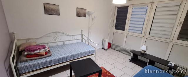 Loue appartement F1 meublé