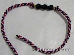 LE BRACELET MAGIQUE DE HAUTES PUISSANCES.