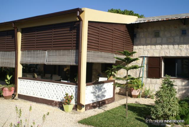 VTE  MAISON T3 + STUDIO + PISCINE-Majunga (Madagascar)