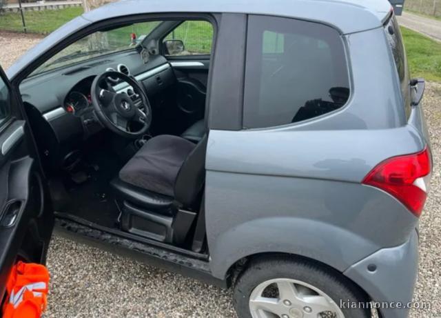 Voiture sans permis aixam idéal pour jeune conducteur 