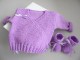 Brassi&egrave;re crois&eacute;e et chaussons tricot b&eacute;b&eacute; mauves