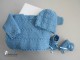 Brassi&egrave;re b&eacute;b&eacute;, crois&eacute;e, bonnet, chaussons, ensemble